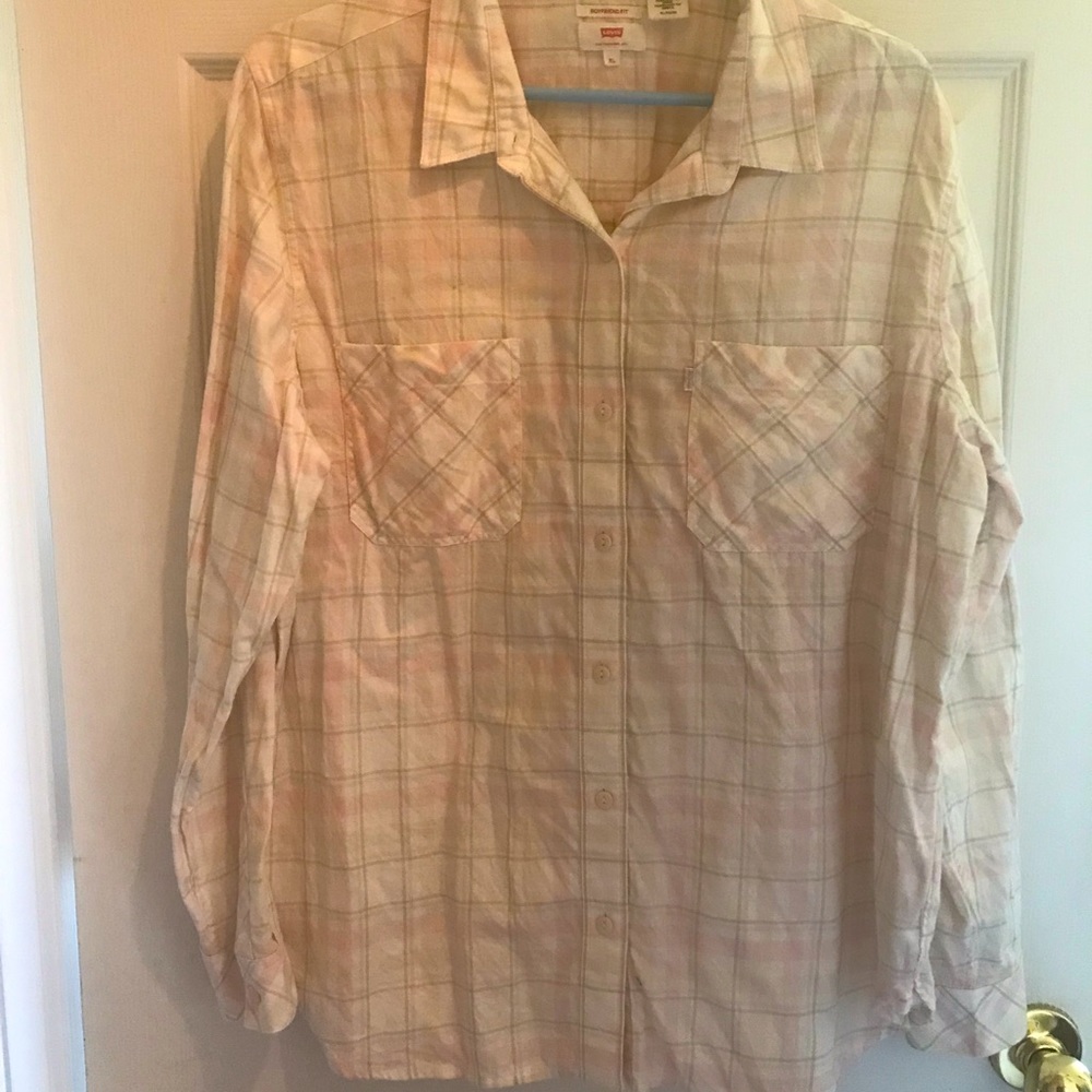 Women’s long sleeve shirt
